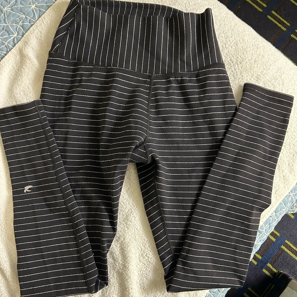 Glider Metallic Spandex Leggings - Picture 1 of 4